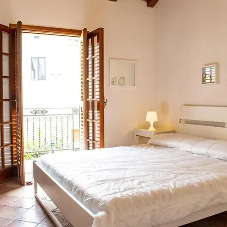 Apartment Casa Al Castello Con Balcone Sul Mare