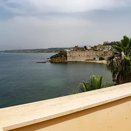 Apartment Casa Al Castello Con Balcone Sul Mare