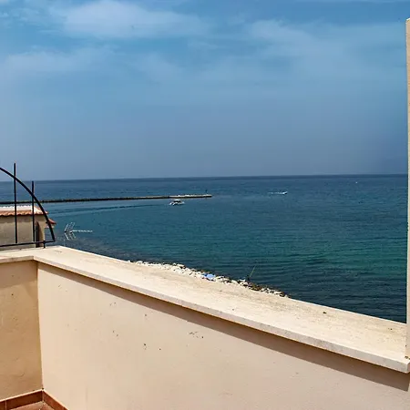 Apartment Casa Al Castello Con Balcone Sul Mare Castellammare del Golfo